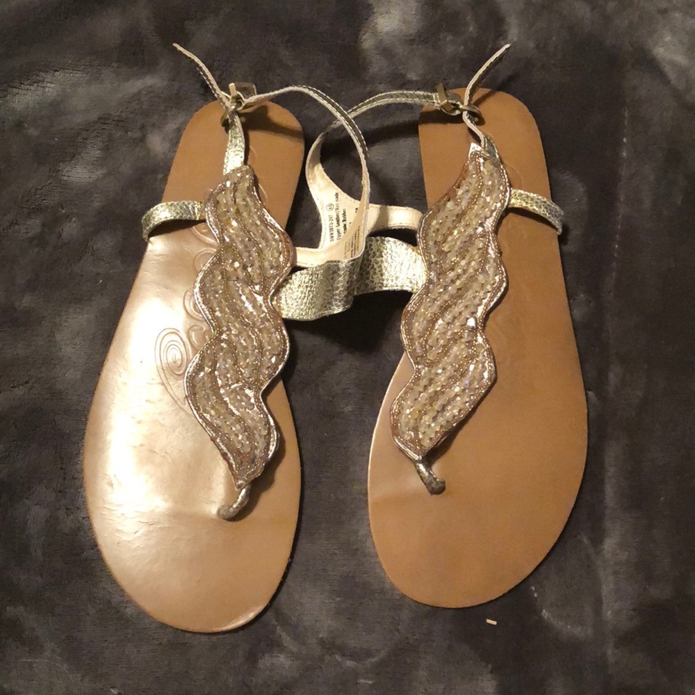 Naughty monkey sandals!